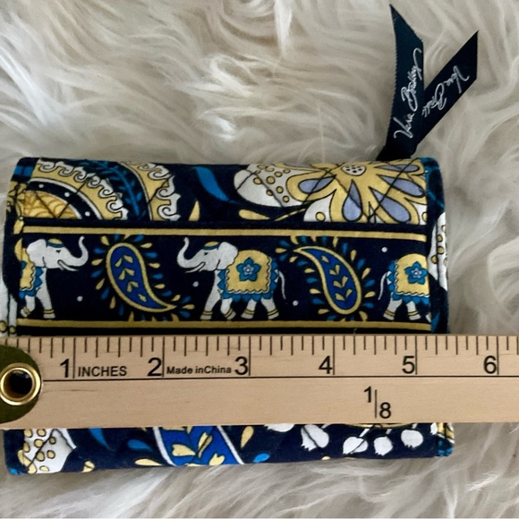 Vera Bradley Tri-fold wallet.  Blue yellow elephant design fabric - Picture 2 of 7